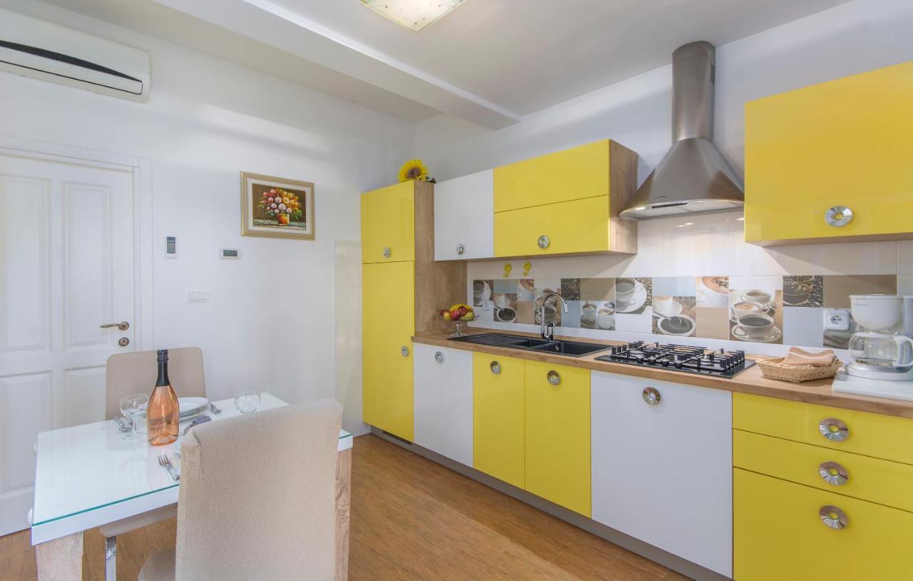 Apartmani Cupar Poreč Buitenkant foto